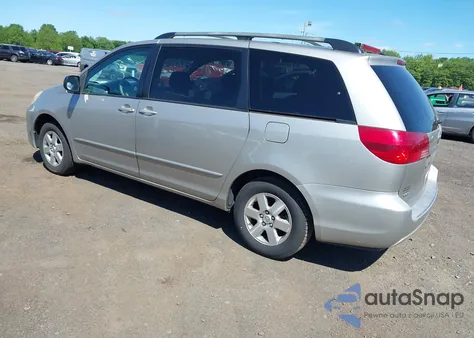 2005 Toyota Sienna Ce/Le z USA, uszkodzony, nr VIN 5TDZA23C05S282862